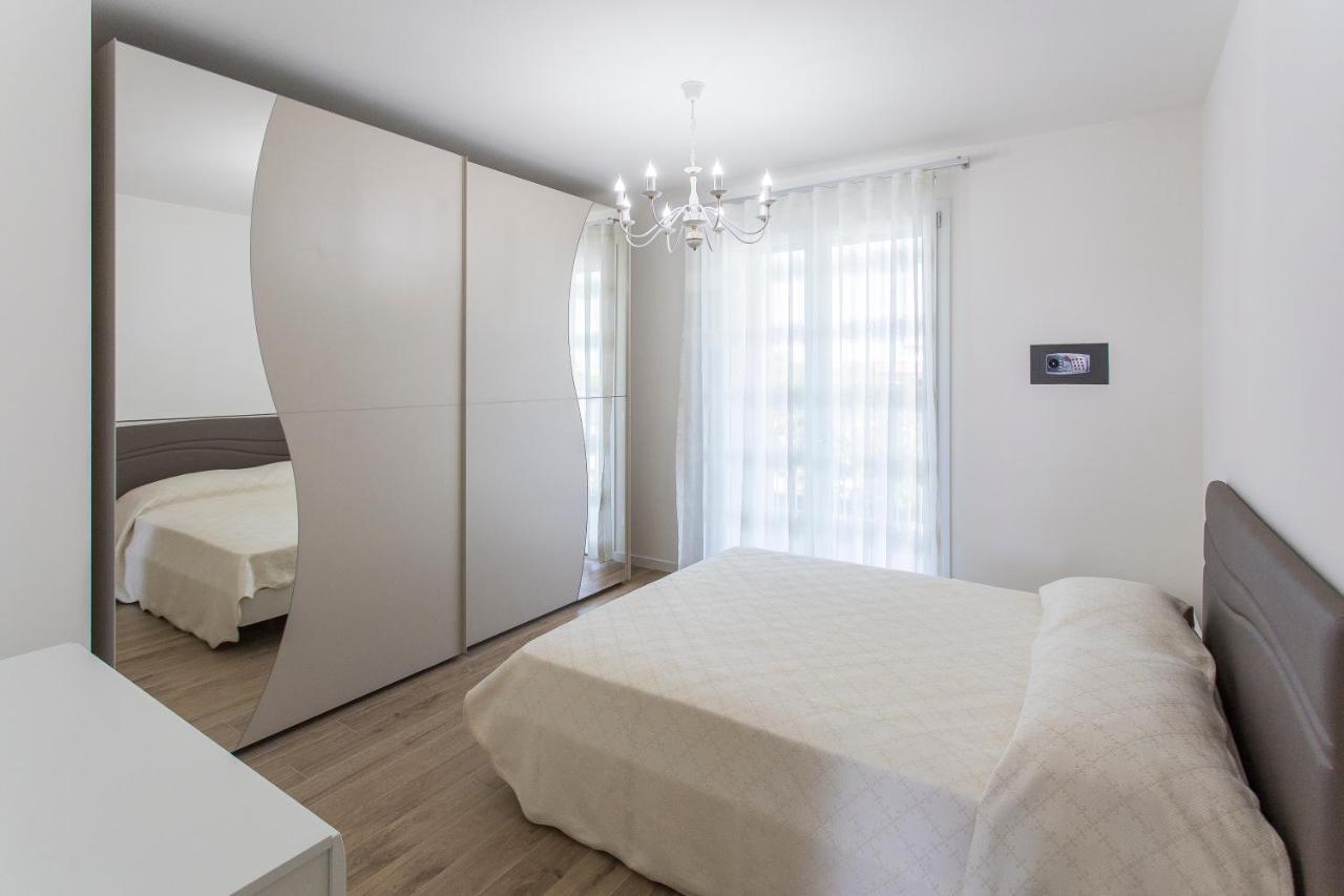 Immobiliare Jvl - Vm2 Lägenhet Lido di Jesolo Exteriör bild