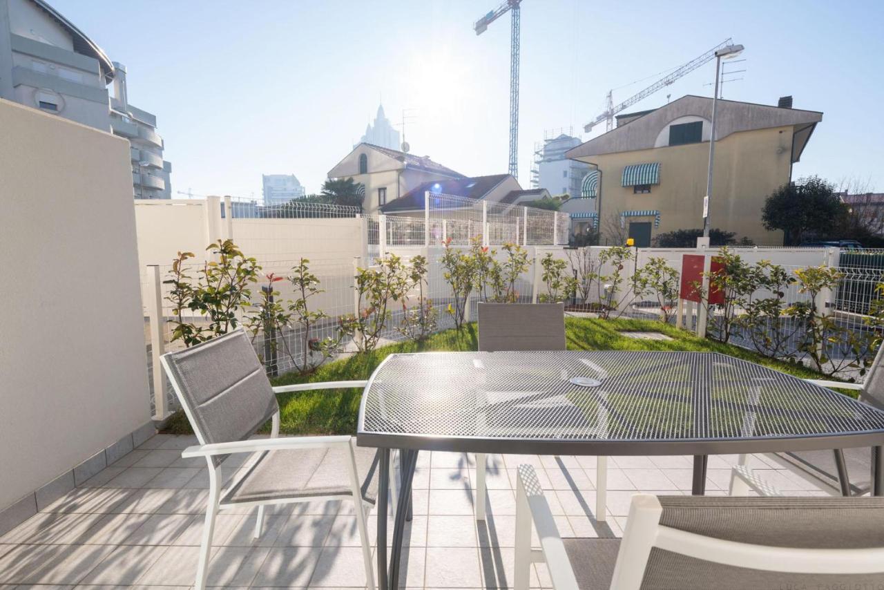 Immobiliare Jvl - Vm2 Lägenhet Lido di Jesolo Exteriör bild