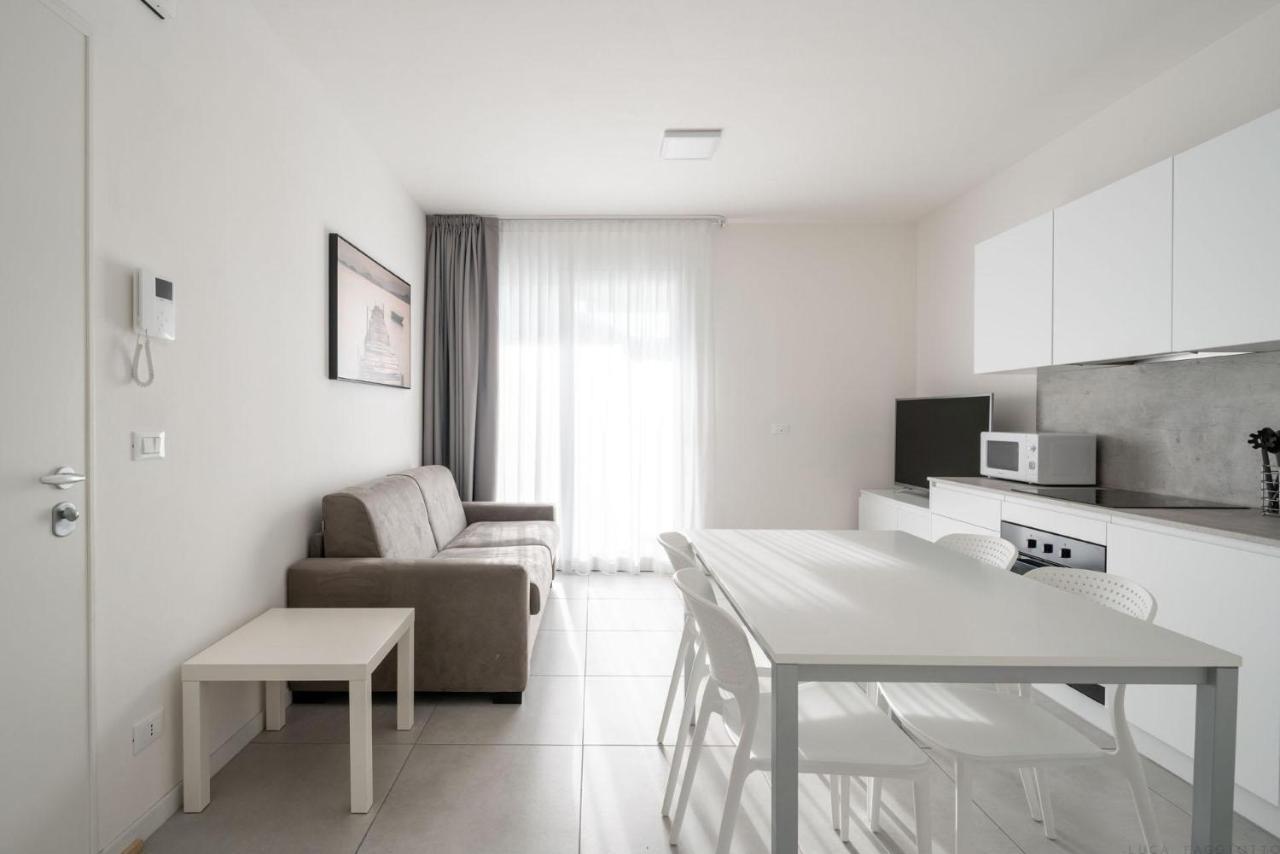Immobiliare Jvl - Vm2 Lägenhet Lido di Jesolo Exteriör bild