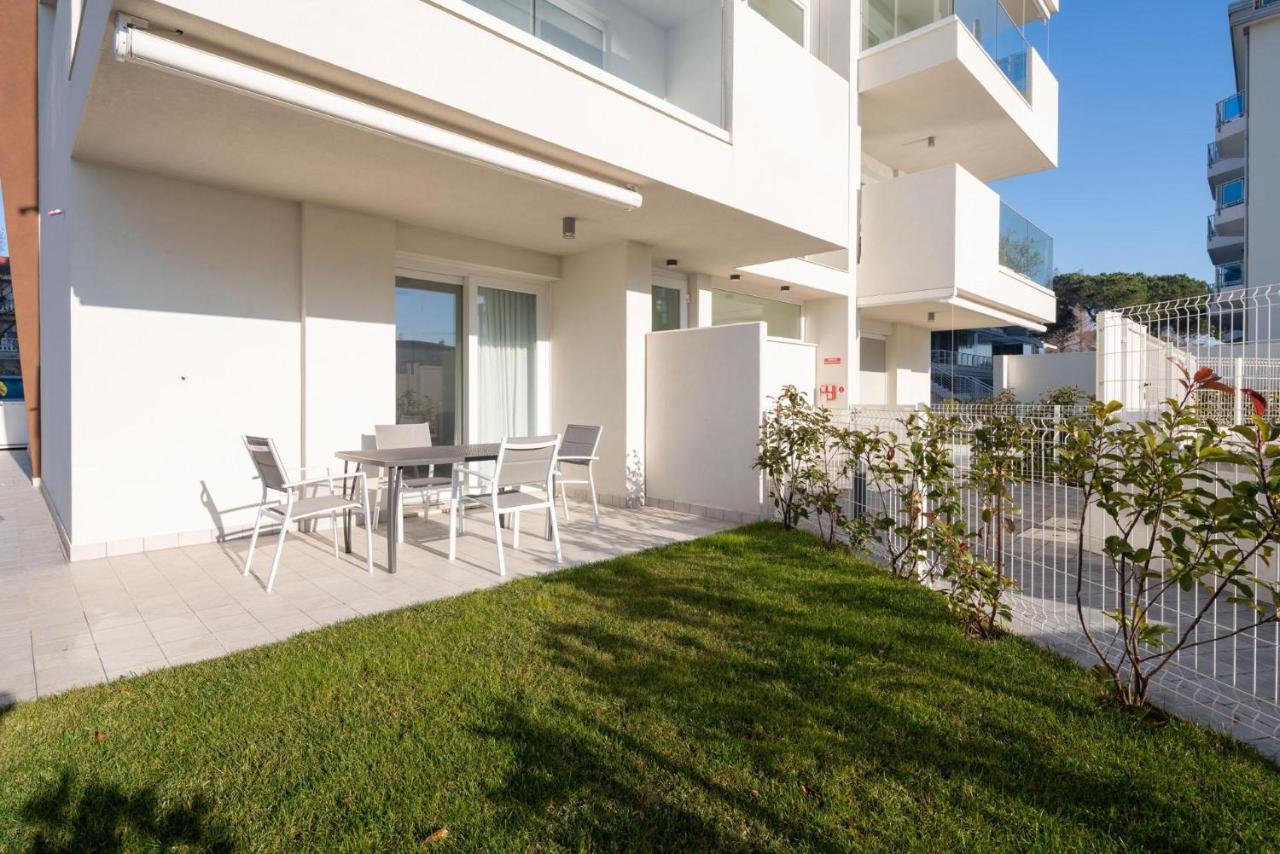 Immobiliare Jvl - Vm2 Lägenhet Lido di Jesolo Exteriör bild